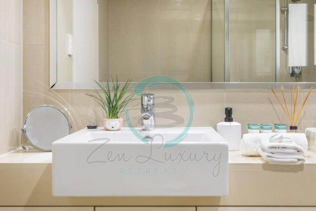 Zen Ocean Charm 3Br Luxury W/Front Apt Pool + Bbq Darwin Exteriör bild